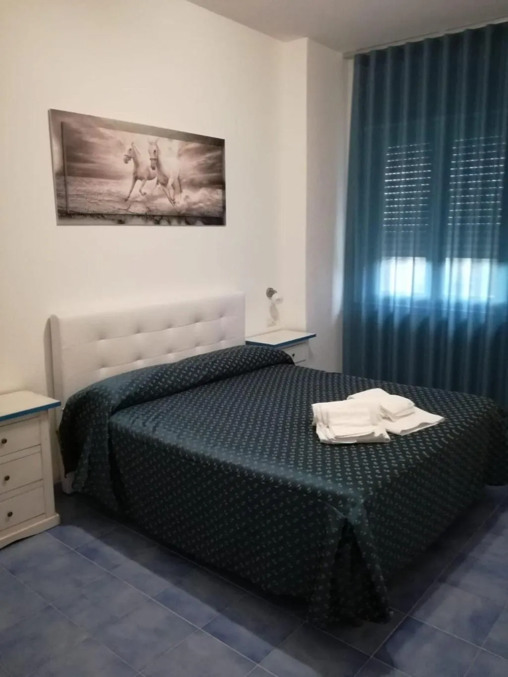Room, Sporting Club America, Naples