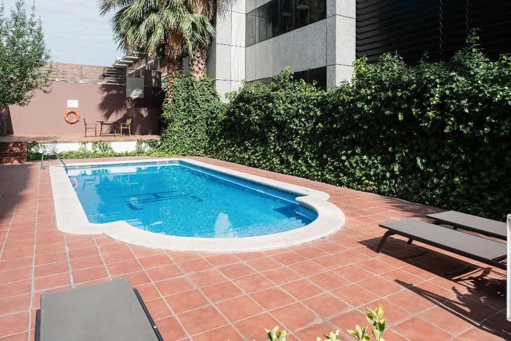Pool, Catalonia Bristol, Barcelona