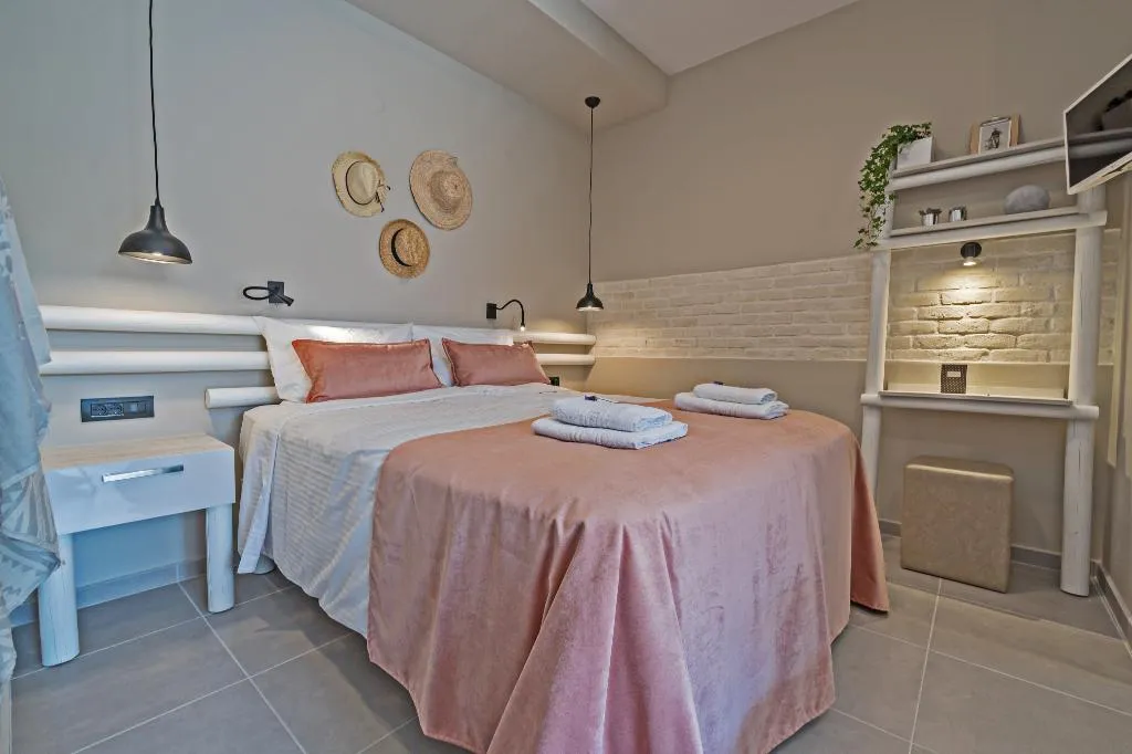 STUDIO DELUXE Room, Sonio Beach, Crete