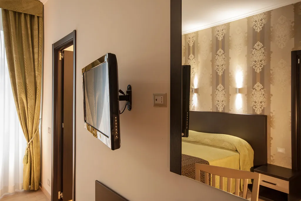 TRIPLE STANDARD Room, Rome Kings Suite, Rome