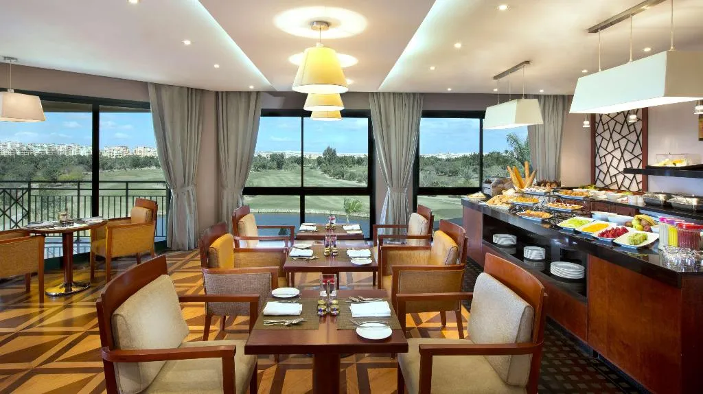 Restaurant, Hilton Pyramids Golf, Cairo