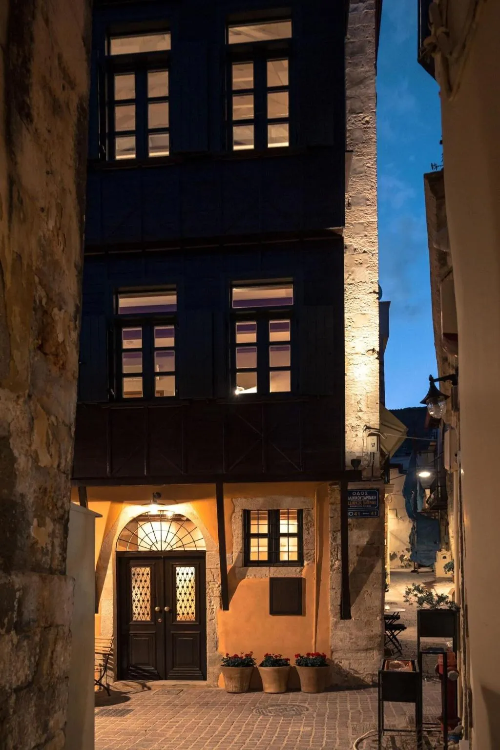 General view, J&G Suites, Crete
