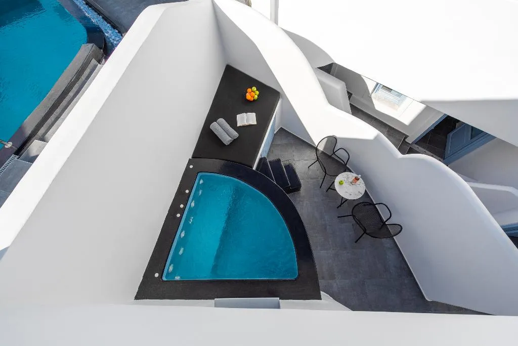 SUITE WITH JACUZZI Room, Sole D'Oro Luxury Suites, Santorini