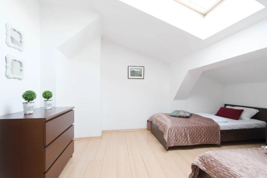 APARTMENT CAPACITY 3 ONE BEDROOM Room, Old Town Apartments Slawkowska, Krakow