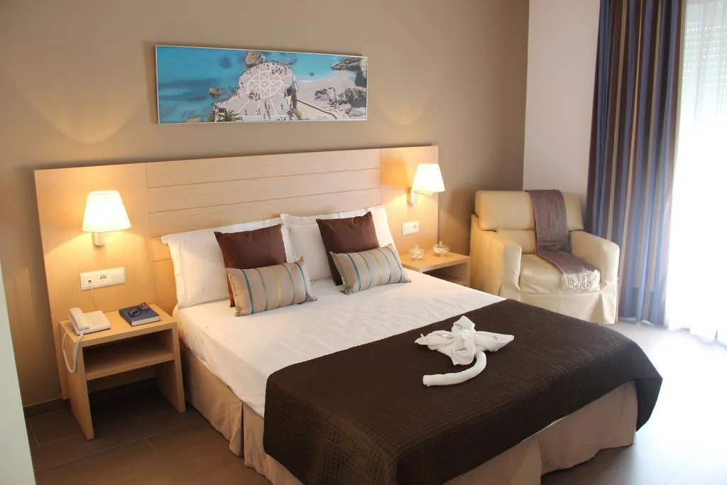 Double or Twin STANDARD Room, Mena Plaza, Costa Del Sol