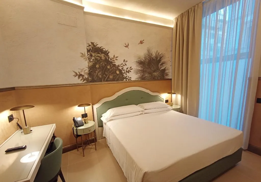 DOUBLE SUPERIOR Room, Palazzo Ognissanti, Florence