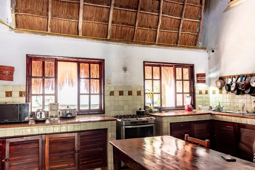 Cabin KING SIZE BED Room, Casaejido, Playa Del Carmen