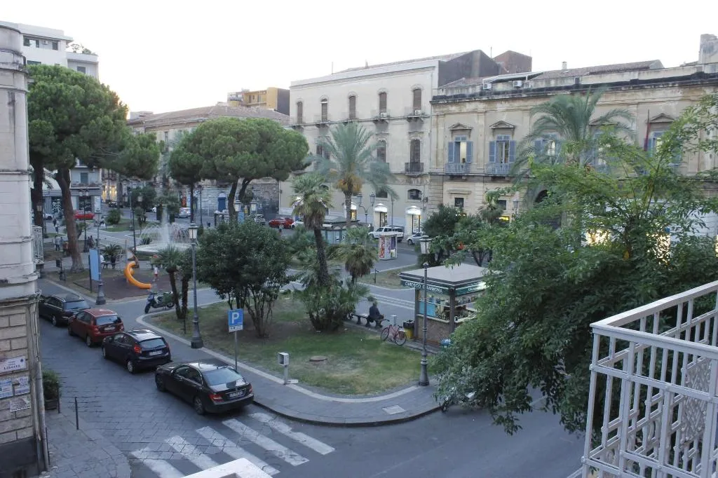 General view, La Casa Di Isabella, Catania