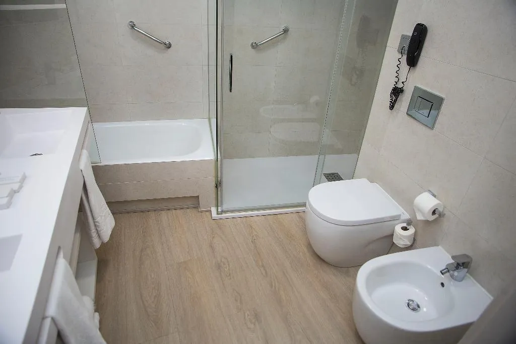 JUNIOR SUITE STANDARD Room, America Sevilla, Seville
