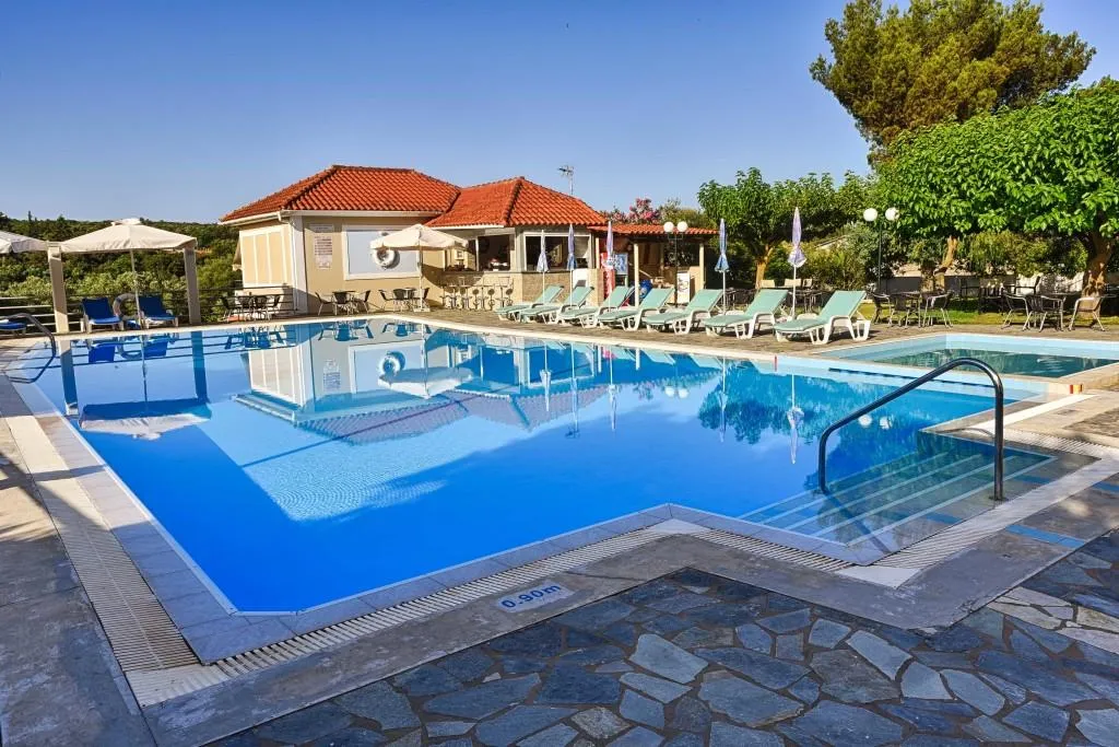 Pool, Ionis Hotel, Kefallinia