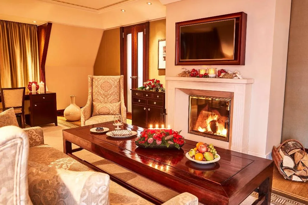 SUITE WITH VIEWS Room, Adlon Kempinski Berlin, Berlin