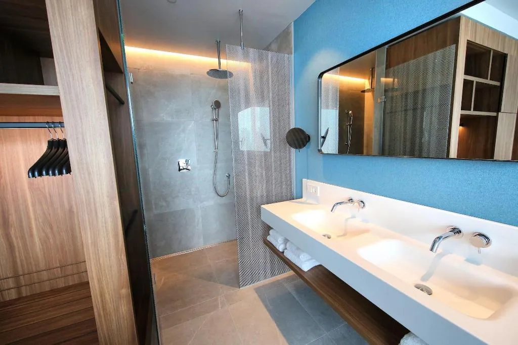 Room, Van der Valk Hotel Amsterdam Zuidas, Amsterdam