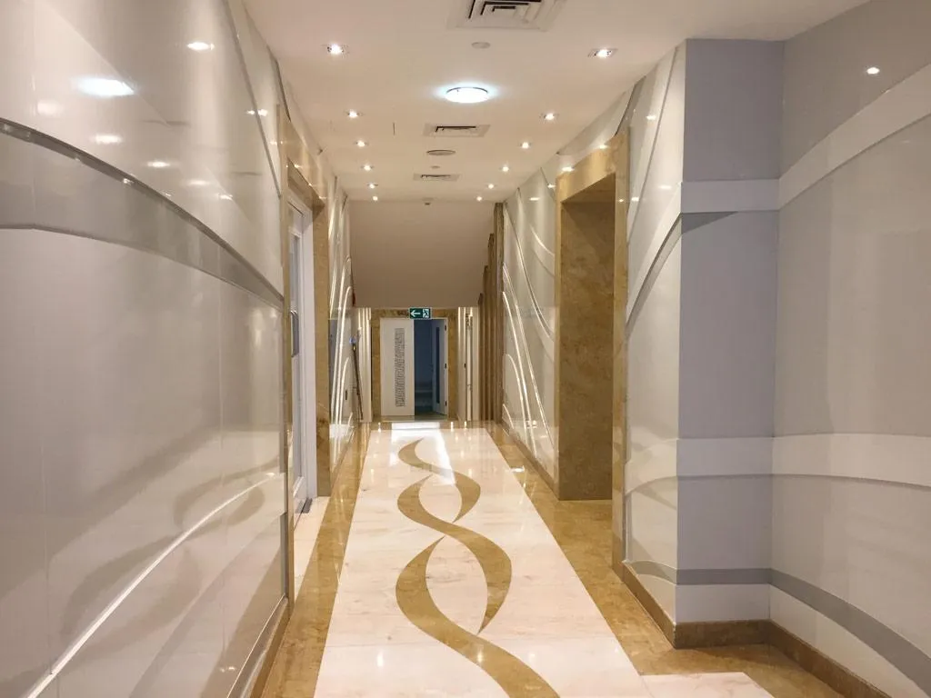 Room, Saba 2, Dubai