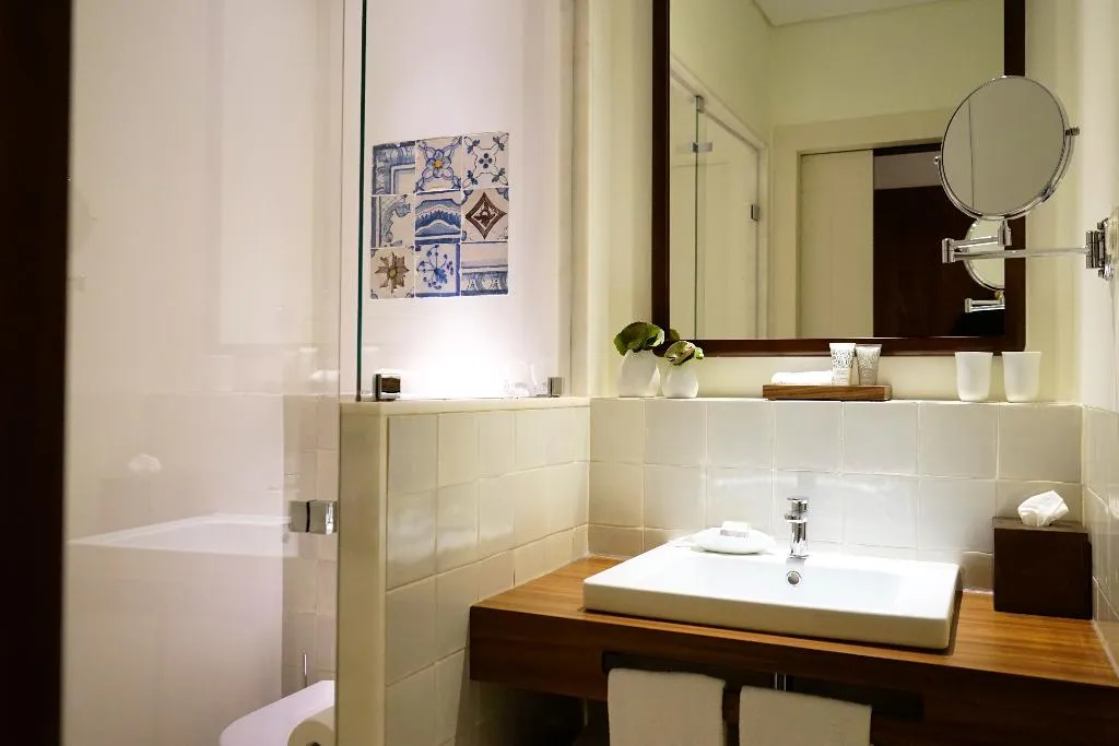 FAMILY ROOM SUPERIOR Room, Corpo Santo Lisbon Historical Hotel, Lisbon