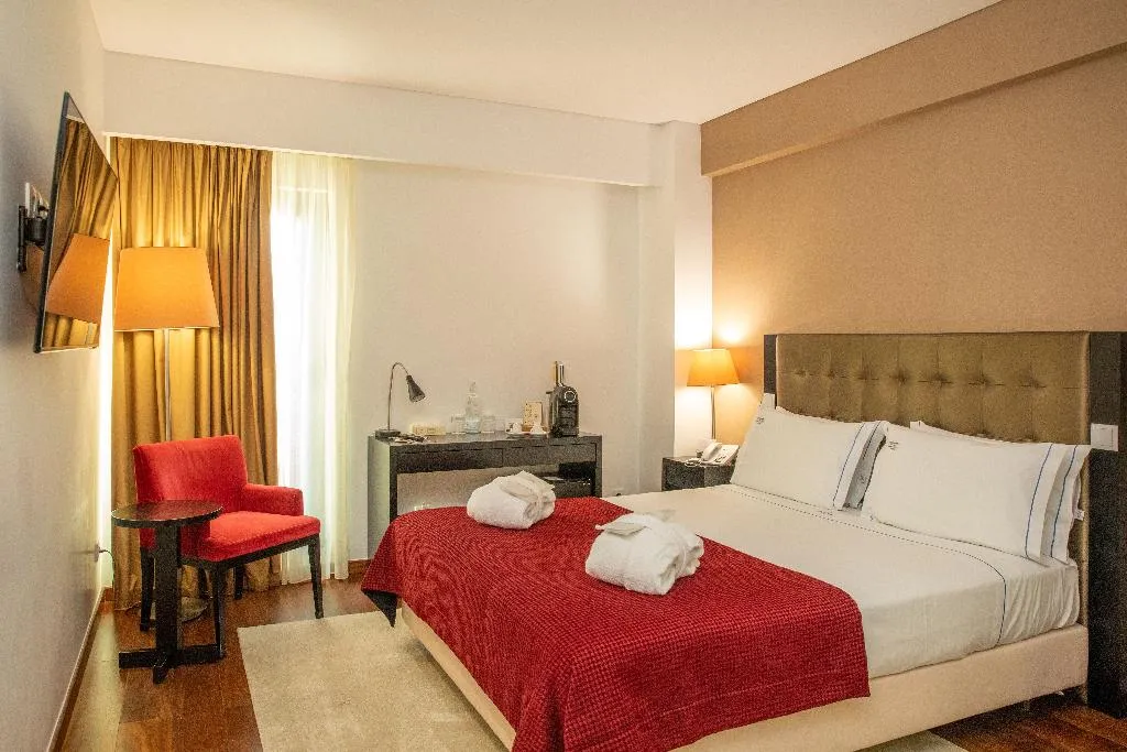 Double or Twin STANDARD Room, VIP Executive Saldanha, Lisbon