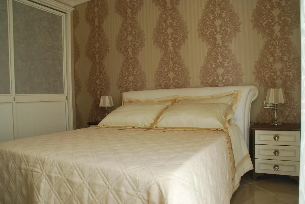 DOUBLE DELUXE WITH TERRACE Room, Daphnae House, Catania