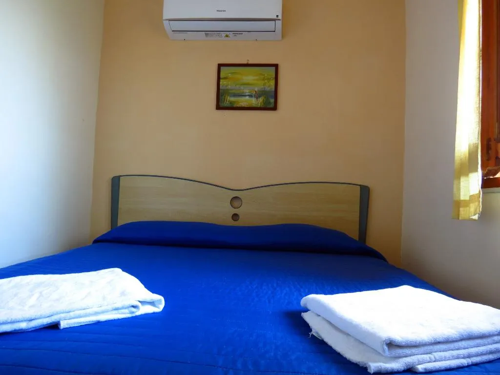 CHALET SEA VIEW CAPACITY 2 Room, Baia Serena, Naples
