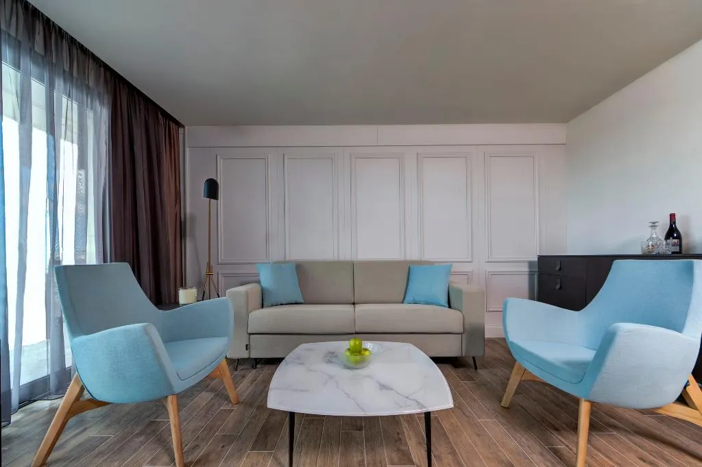 JUNIOR SUITE SUPERIOR SEA VIEW Room, Land's End Boutique Hotel, Malta