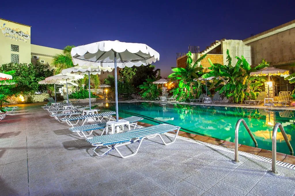 Pool, Vickys Studios, Rhodes
