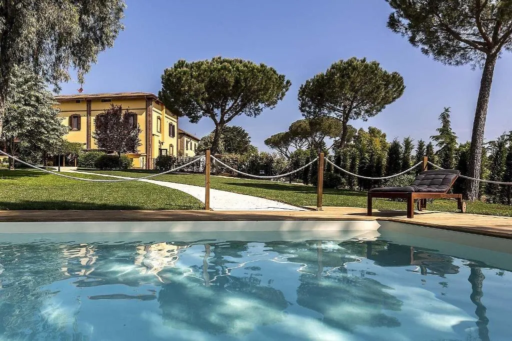 Sports and Entertainment, Boma Country House, Rome