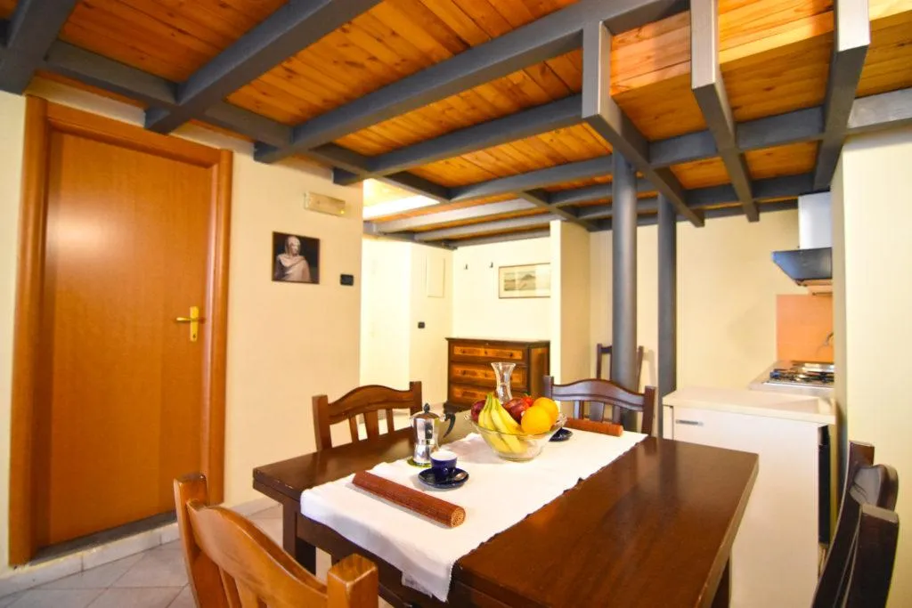 APARTMENT DELUXE Room, Case Così Apartments Napoli, Naples