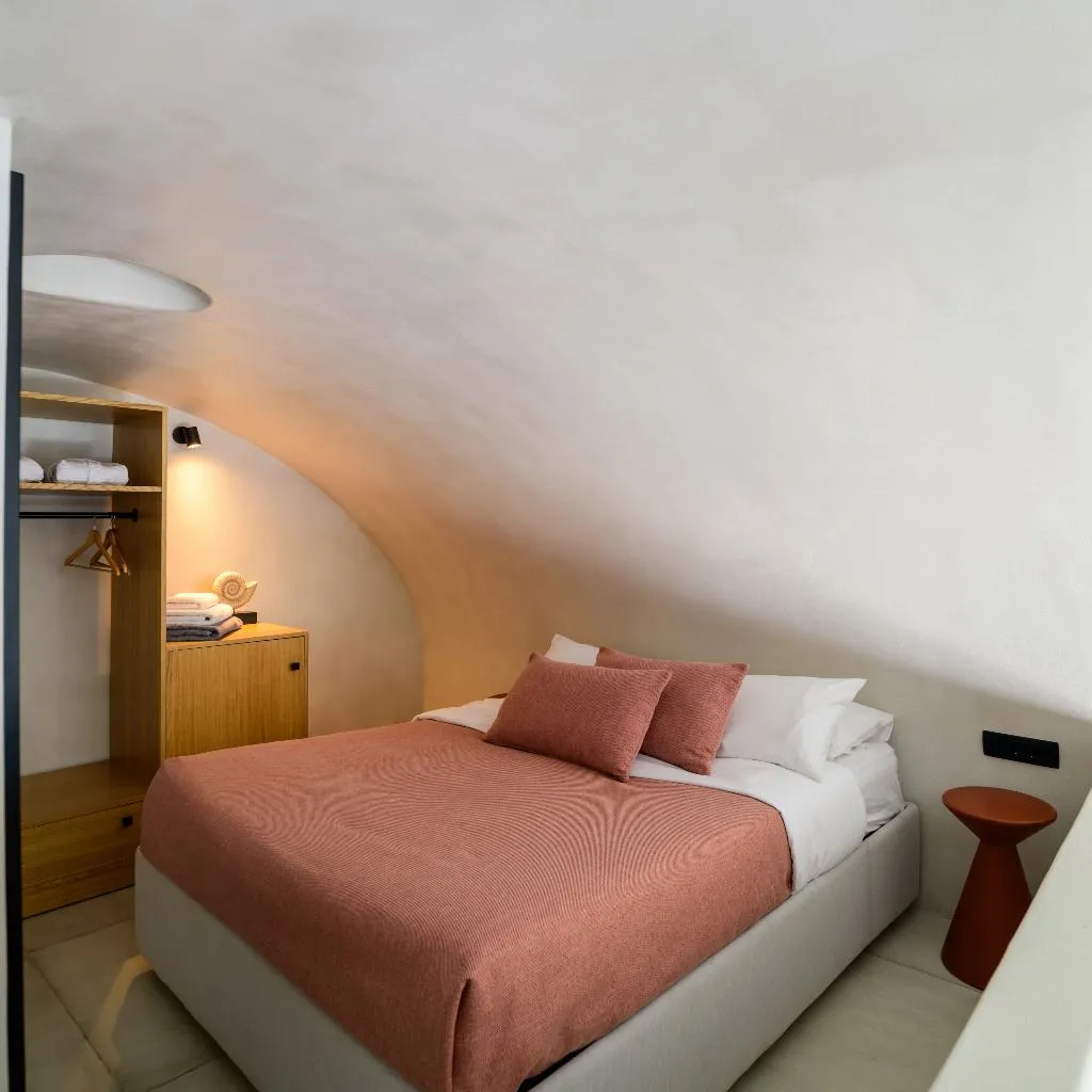 FAMILY ROOM TWO BEDROOMS Room, Andromeda Villas, Santorini