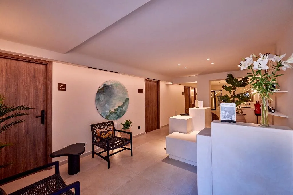 Sports and Entertainment, Purobeach Resort Santa Ponsa, Majorca