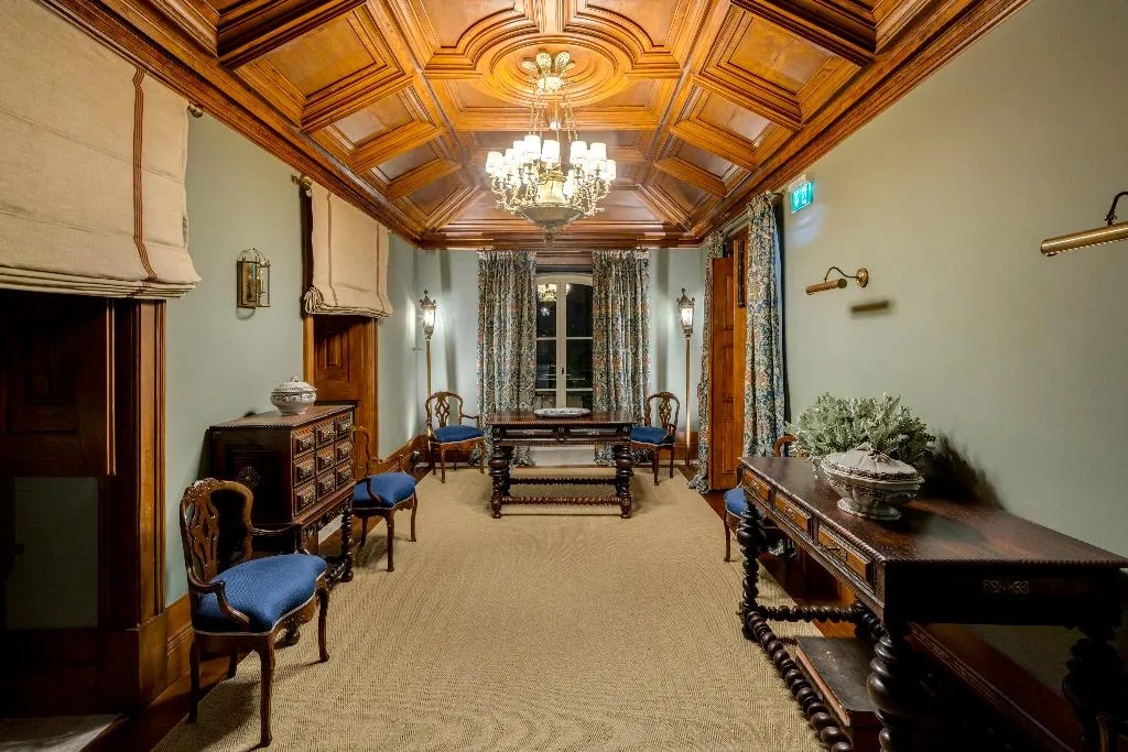 Lobby, Valverde Santar, Porto