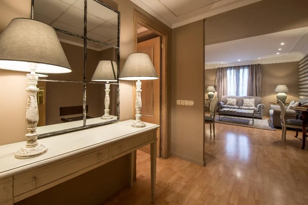 JUNIOR SUITE STANDARD Room, Vincci Lys, Valencia