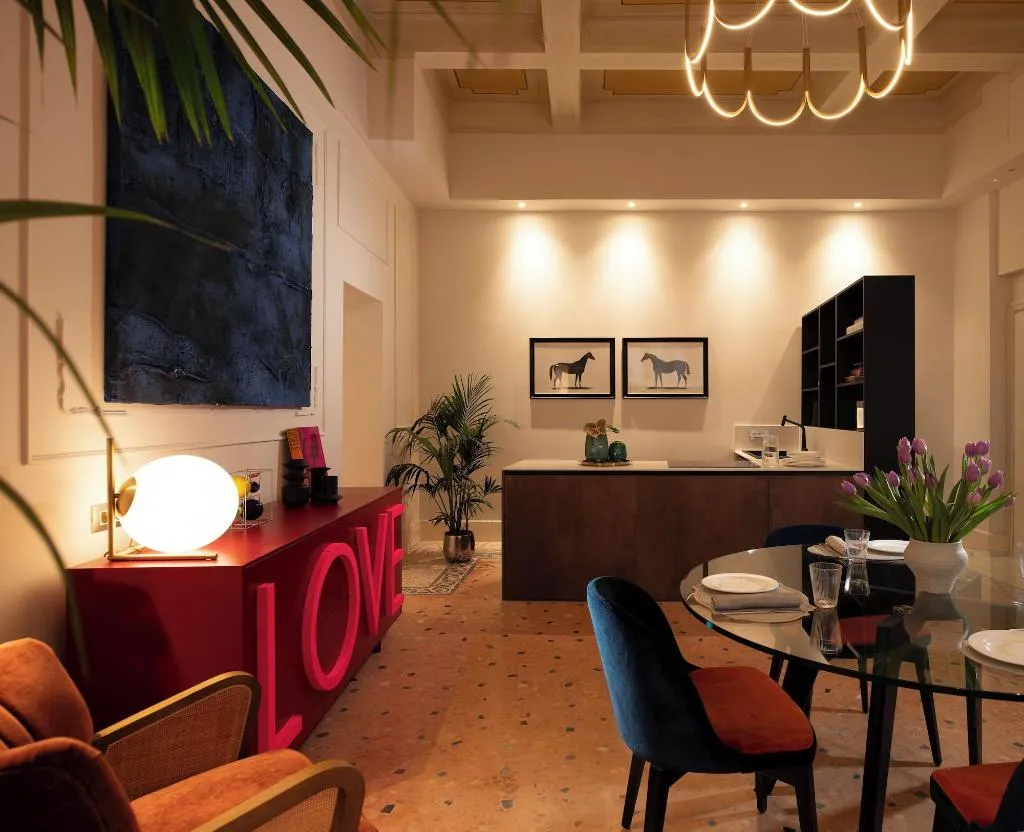 Room, Elizabeth Unique Apartments, Rome