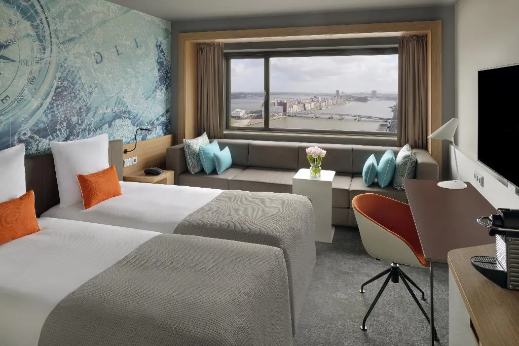 TWIN STANDARD Room, Movenpick Hotel Amsterdam City Centre, Amsterdam