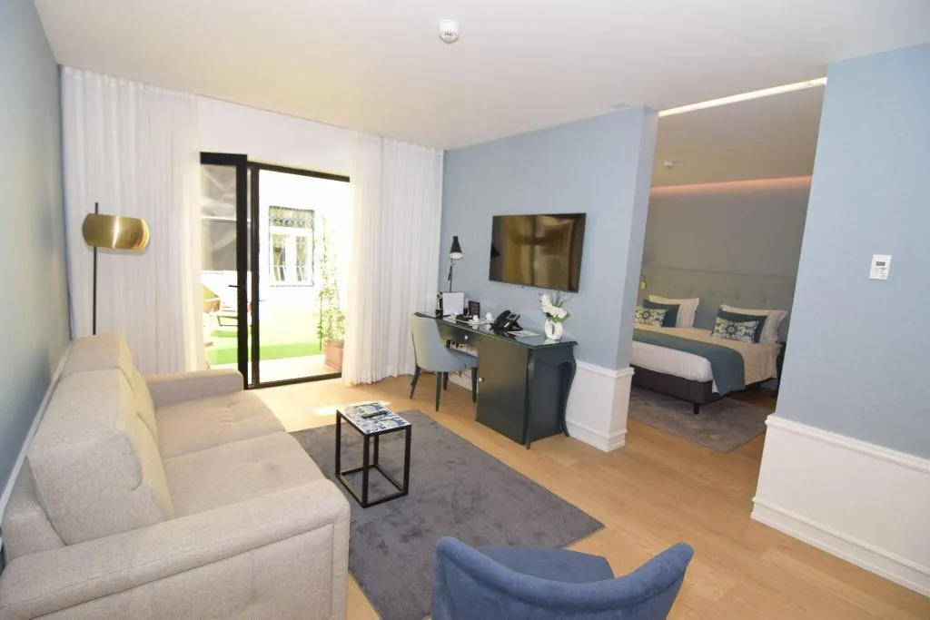 FAMILY ROOM DELUXE QUEEN BED Room, Hotel Florescente, Lisbon