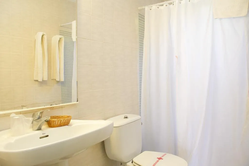 APARTMENT TWO BEDROOMS Room, Apartamentos Club Andria, Majorca