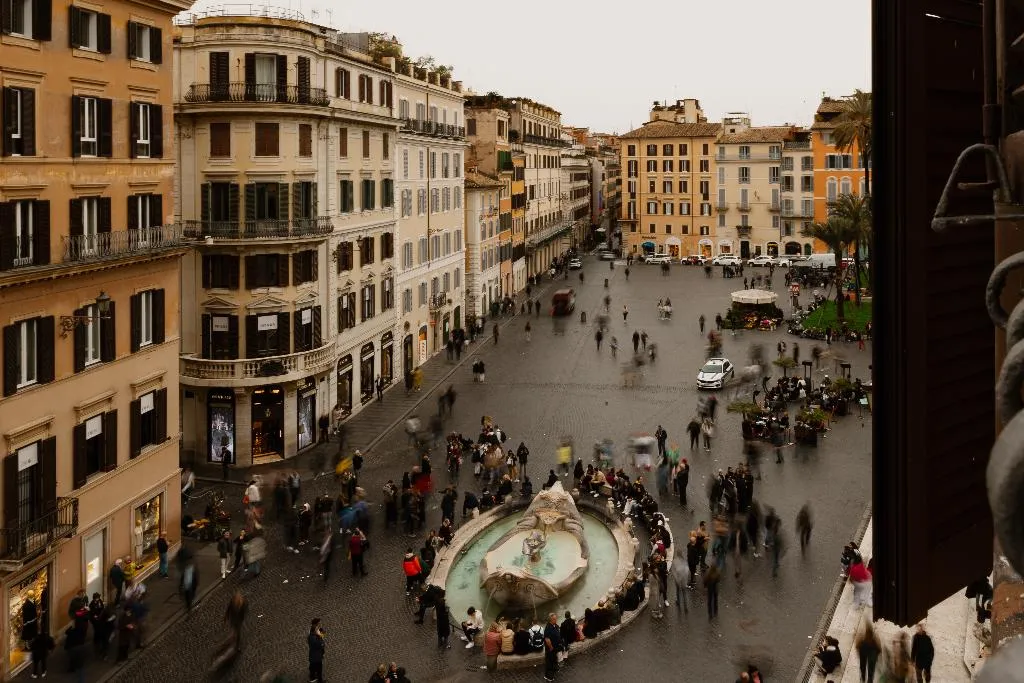 SUITE basement Room, Piazza Di Spagna 9, Rome