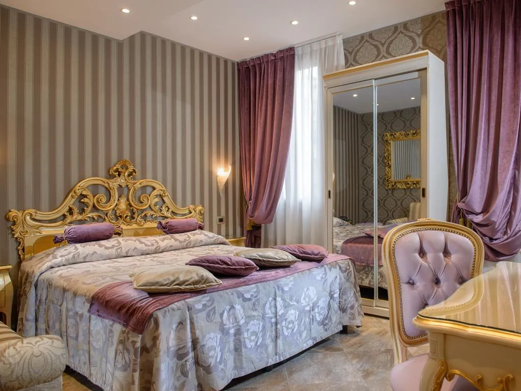 Room, Hotel Santa Marina, Venice