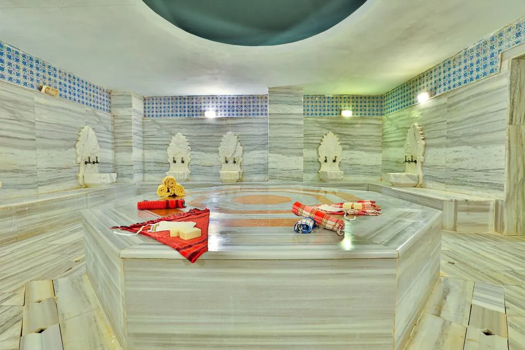Sports and Entertainment, Crystal Aura Aqua Collection, Antalya
