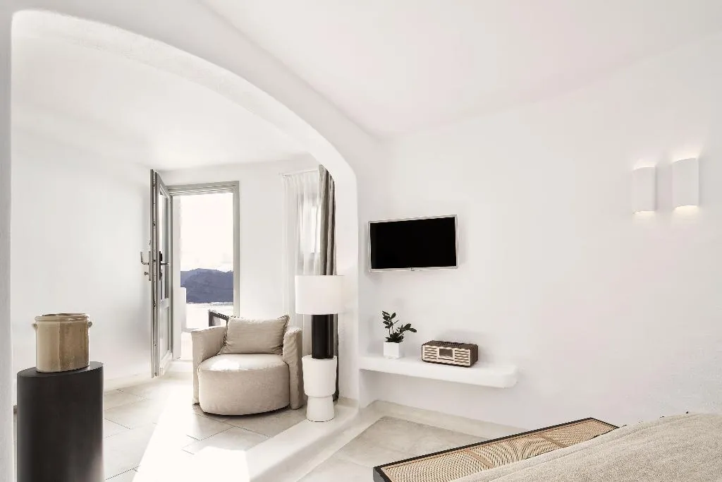 DOUBLE SEA VIEW Room, Charisma Suites, Santorini