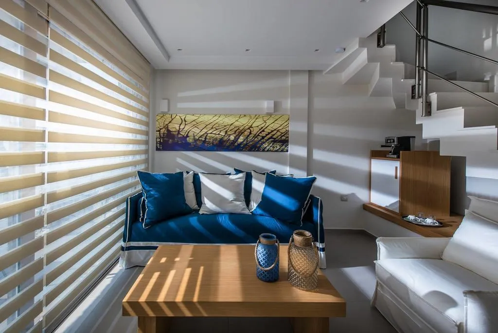 SUITE DELUXE WITH PRIVATE POOL Room, Diamond Village, Crete