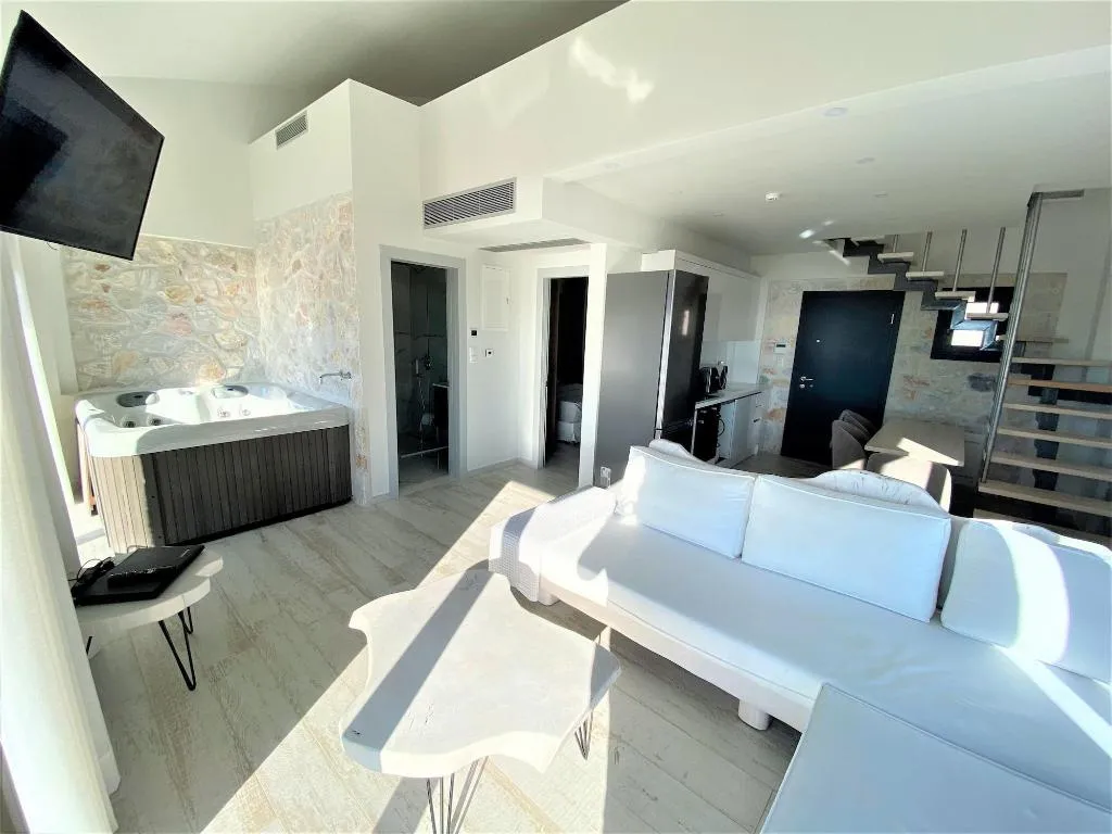 Room, Kali Thea Suites, Halkidiki