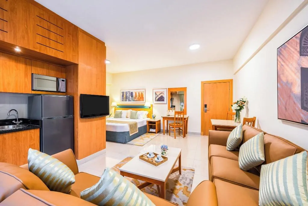 STUDIO PREMIER Room, Golden Sands Hotel Apartments, Dubai