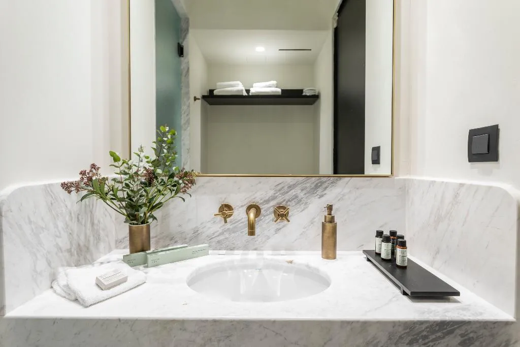 SINGLE DELUXE Room, Villa Brown Ermou, a member of Brown Hotels, Athens