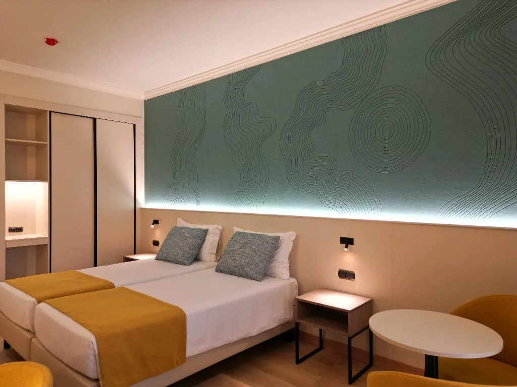 DOUBLE PARTIAL OCEAN VIEW Room, Ukino Palmeiras Village Family Resort, Algarve