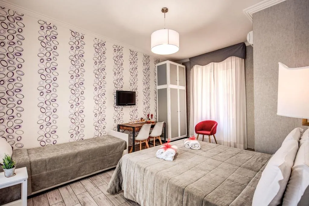 Room, Marta Inn, Rome