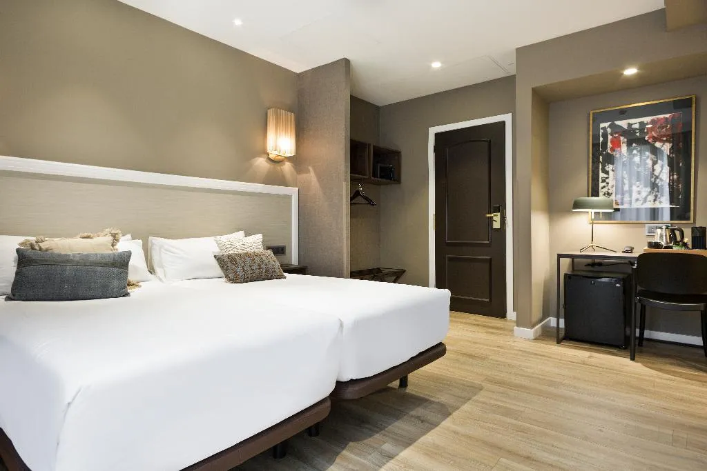 DOUBLE SINGLE USE STANDARD Room, Acta Splendid, Barcelona
