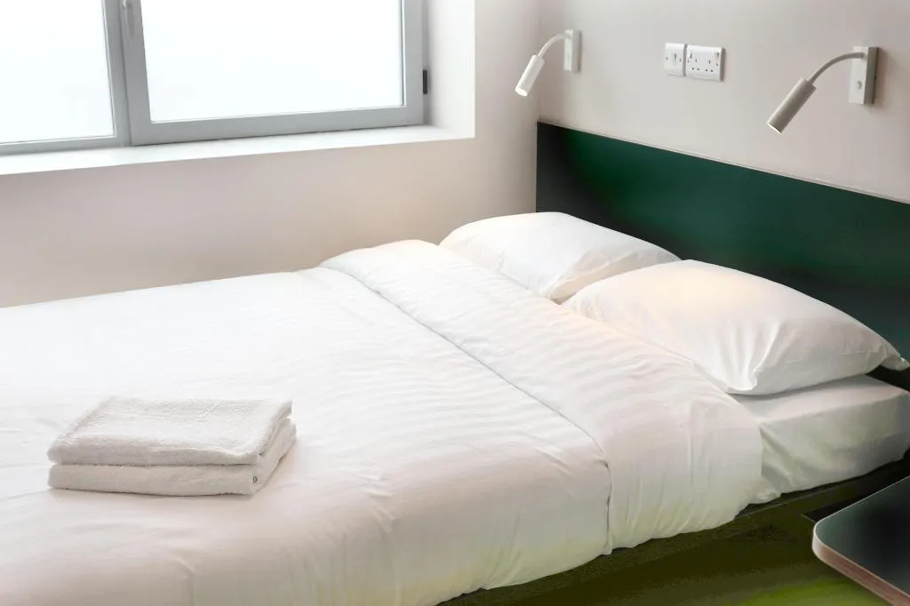Room, Clink i Lár, Dublin