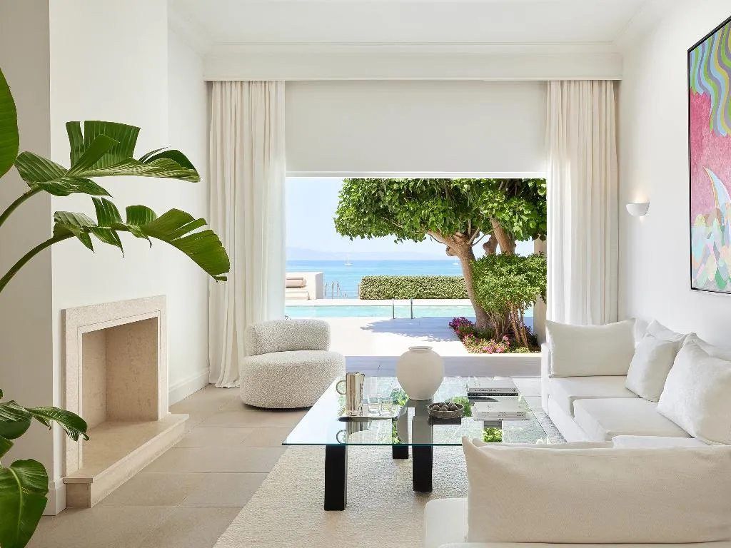 VILLA CAPACITY 8 Room, Mandola Rosa, A Resort to Live, Athens