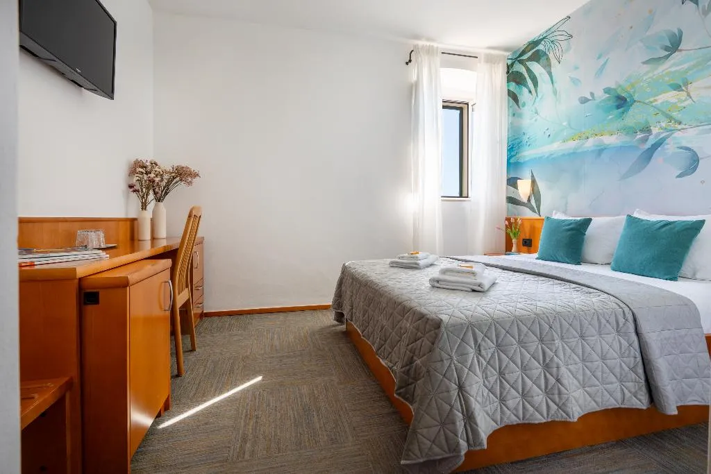 Double or Twin STANDARD Room, Kastil, Split