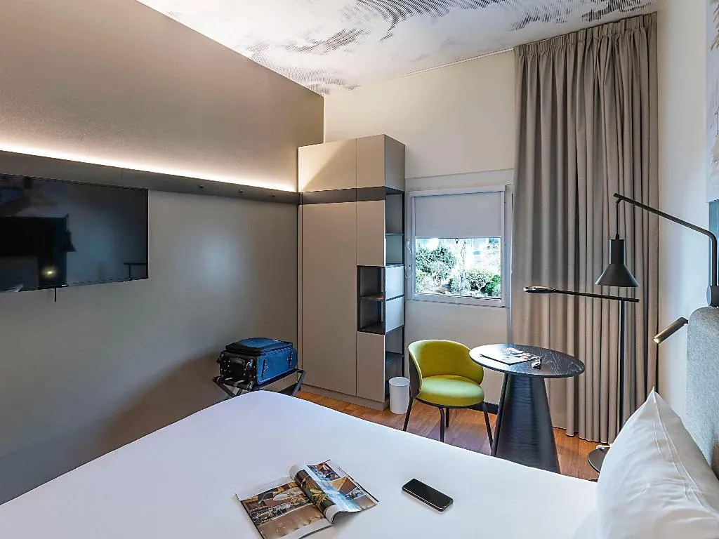 DOUBLE WITH DOUBLE BED Room, ibis Lisboa Parque das Naçoes, Lisbon