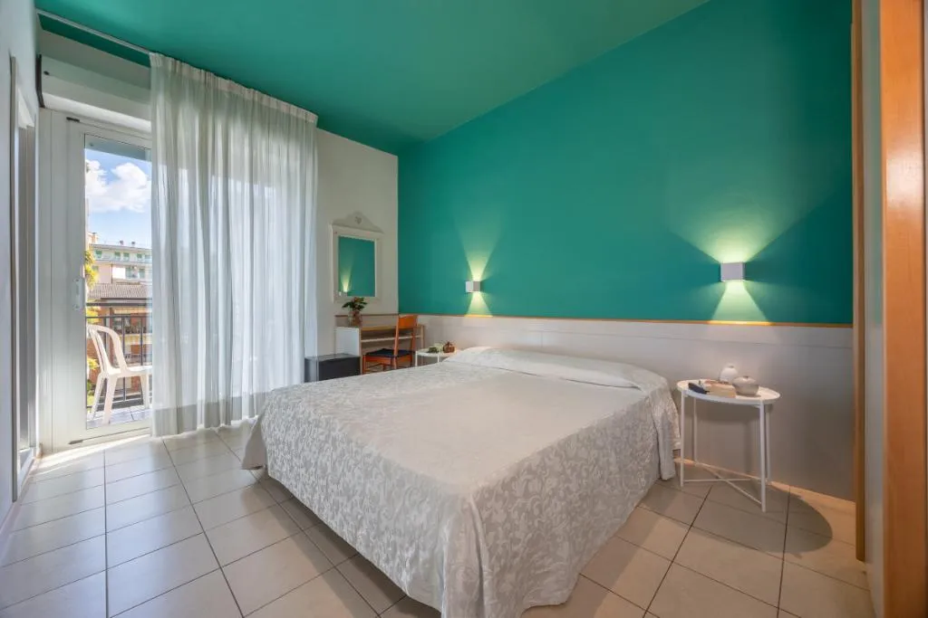 DOUBLE STANDARD Room, Portofino, Venice