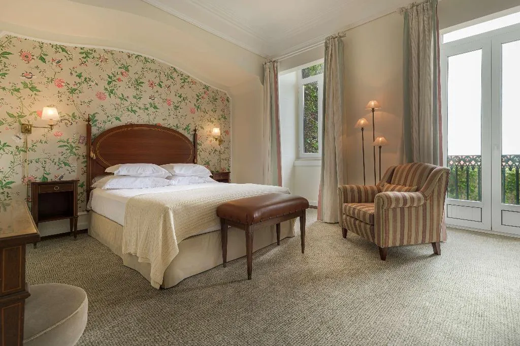 Room, As Janelas Verdes, Lisbon